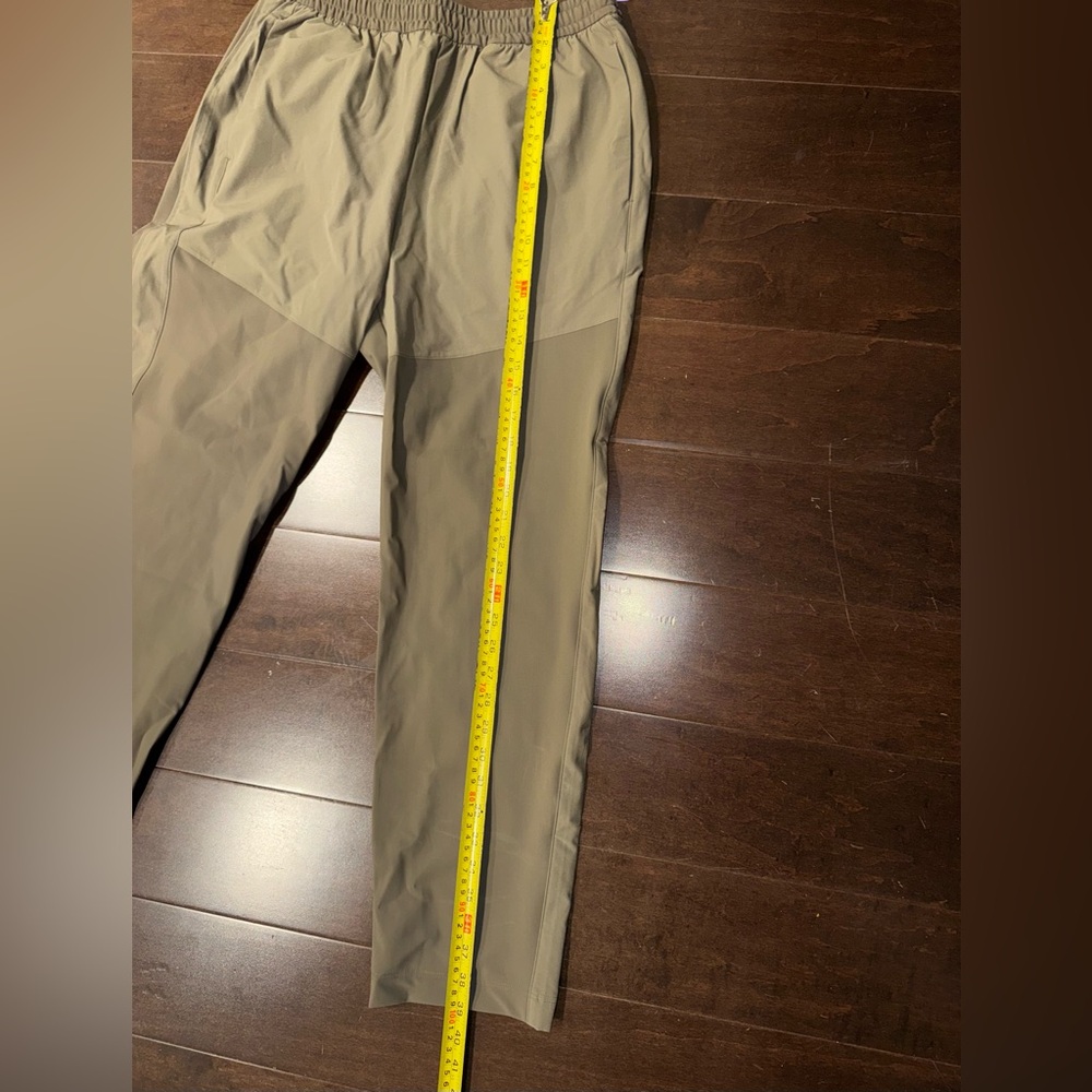 Brady Pre/Post Pants Green Size Medium NWT - Picture 4 of 6